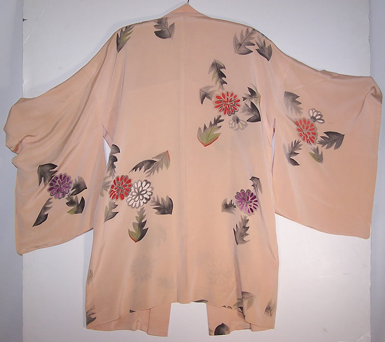 Vintage Japanese Haori Chrysanthemum Pink Silk Screen Kimono Robe Jacket back view