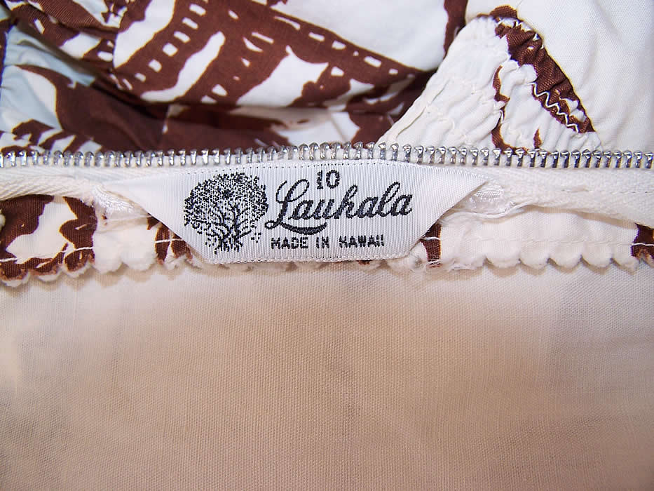 Vintage Arroyo Artist Signed Hand Painted Brown Mexican Mariachi Circle Skirt jacket label close up.