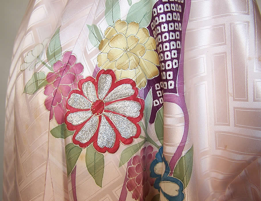 Japanese Geisha Pink Silk Screen Floral Silver & Gold Embroidered Kimono close up