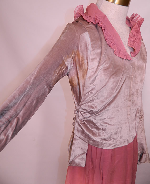 Vintage Pink Silk Gray Velvet Button Trim Late Teens 1915 WWI Era Tea Dress. It is in good condition, but has not been cleaned, with some yellowing discoloration on the back top and underarm stains (see close-up). This is truly a beautiful quality made piece of wearable art! 