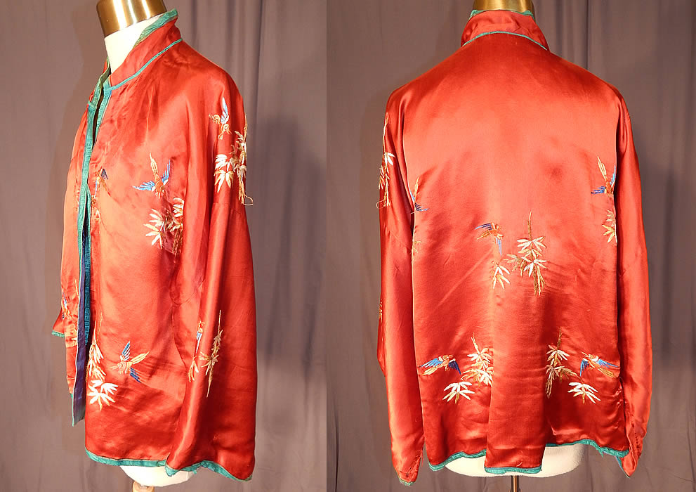 Vintage Chinese Cinnabar Red Silk Embroidered Bamboo Bird Robe Jacket
This short jacket style robe has a mandarin collar, with bluish green silk damask trim edging, an open front with no closure, long full sleeves and is fully lined in a blue silk fabric. The robe measures 22 inches long, with a 40 inch waist and 40 inch bust. 