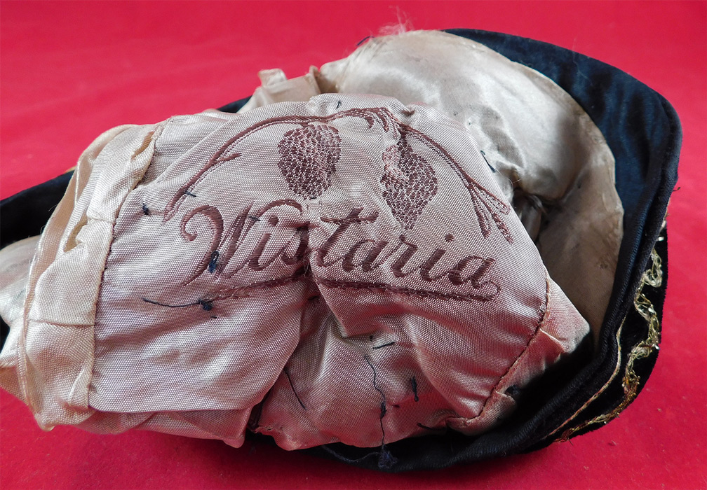Vintage Wistaria Art Deco Black Velvet Gold Sequin Embroidered Flapper Cloche Hat
This is truly an amazing piece of Art Deco wearable millinery art! 