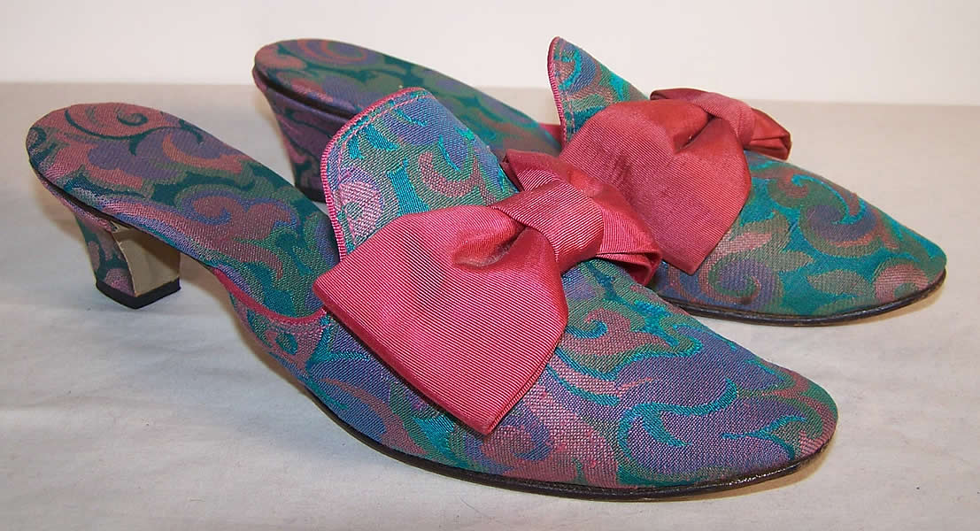 Vintage Daniel Green Brocade Bow Mules Slippers Shoes  Side View.