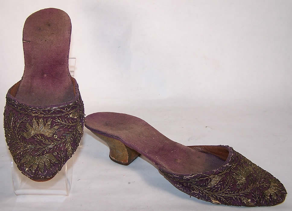 Ottoman Egyptian Purple Velvet Gold Mules Slipper Shoes   Front view.