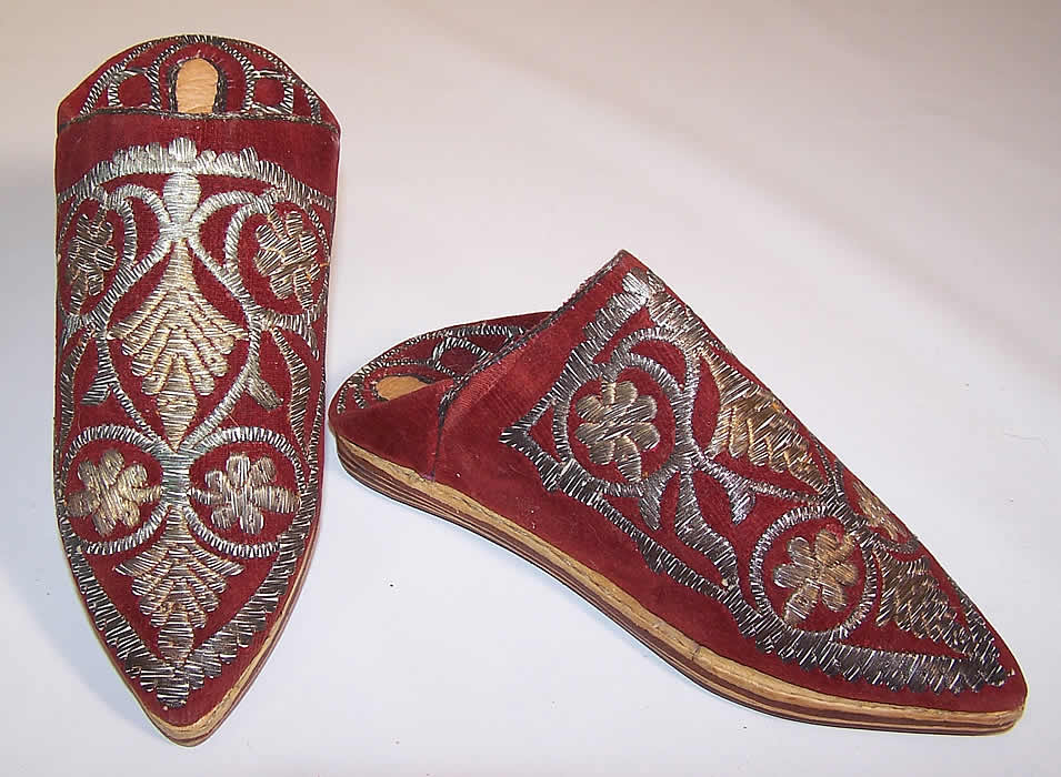 Vintage Morocco Ladies Mules Cherbil Metal Embroidery Velvet Slipper Shoes