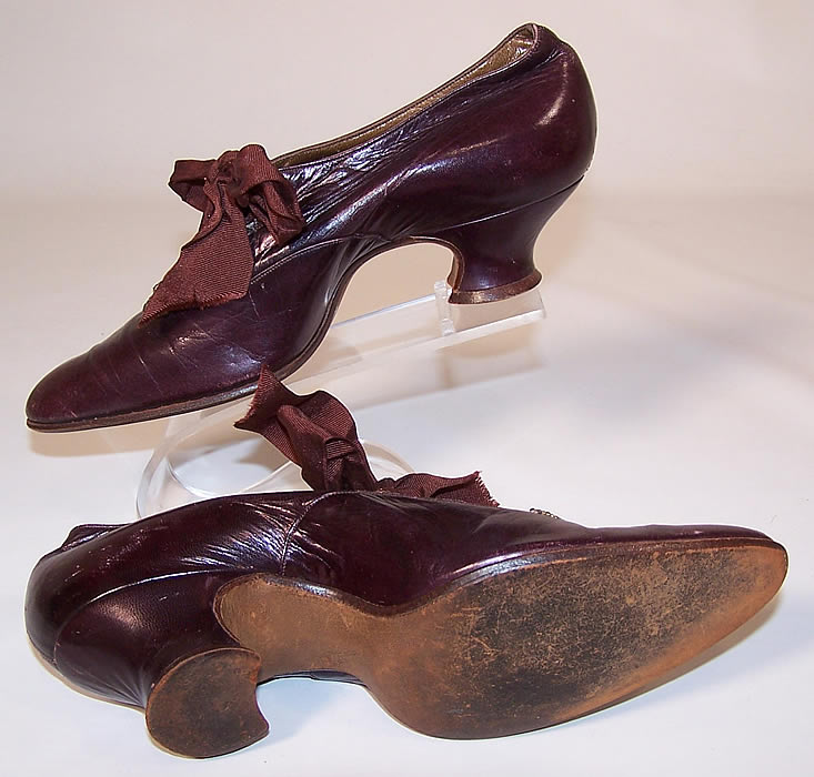 Victorian Lagel-Meier Paris Purple Aubergine Leather Bronze Beaded Shoes shows the sole