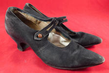 Vintage Fred T. Huggins Edwardian Black Suede Button Strap Mary Jane Shoes
