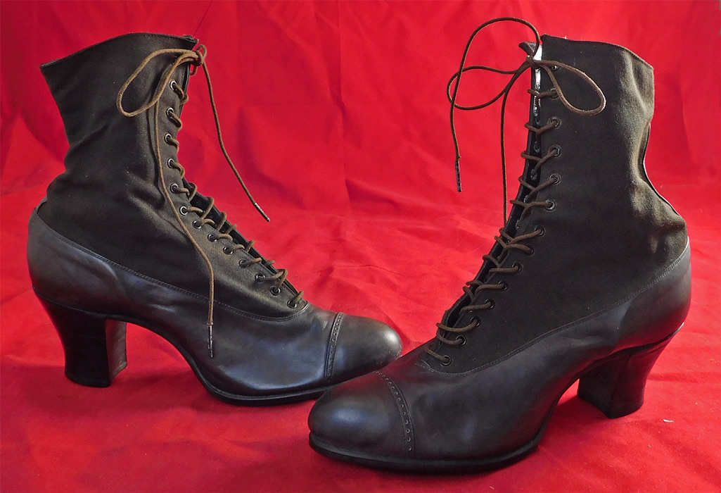 Unworn Edwardian Black Wool Cloth Leather Laceup Boots
These womens black boots have rounded toes, the original shoe string laces for closure down the front, black stacked wooden cube heels and a "The Harris Shoe Store Dover, New Jersey" embossed label stamped on the inside leather top lining. 