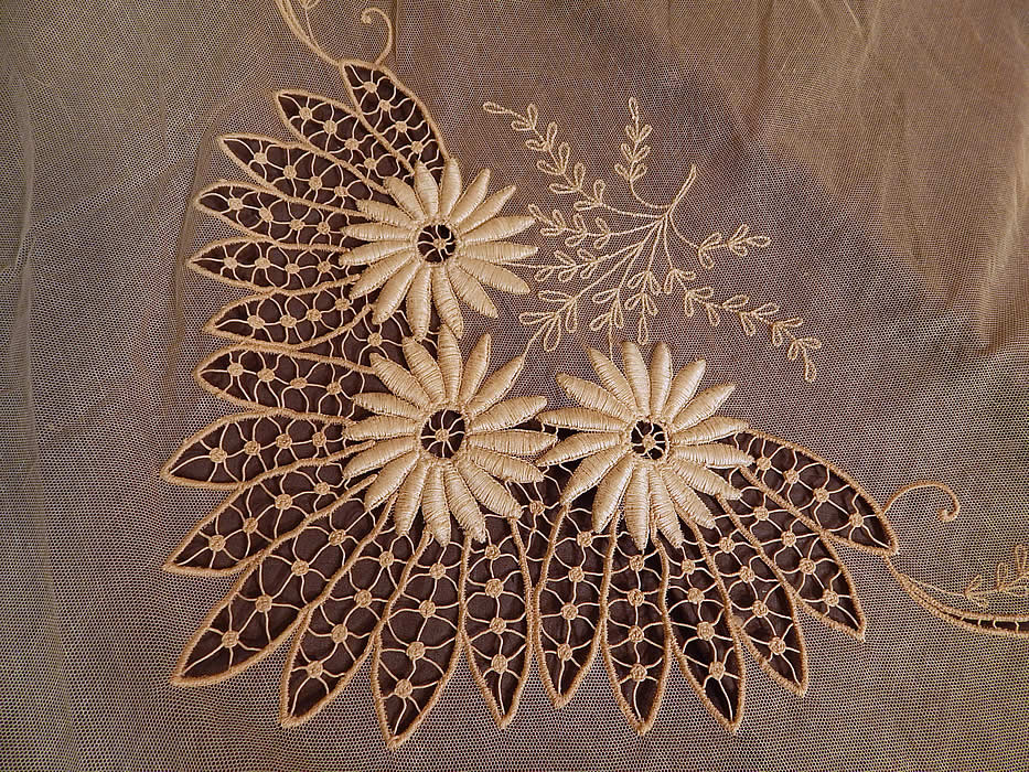 Antique Cream Net Tambour Embroidery Lace Daisies Drawn Cutwork Bedspread
It is made of an off white cream color cotton sheer tulle net fabric, with tambour, raised padded satin stitch embroidery lace, drawn cutwork with connecting brides and bars. 
