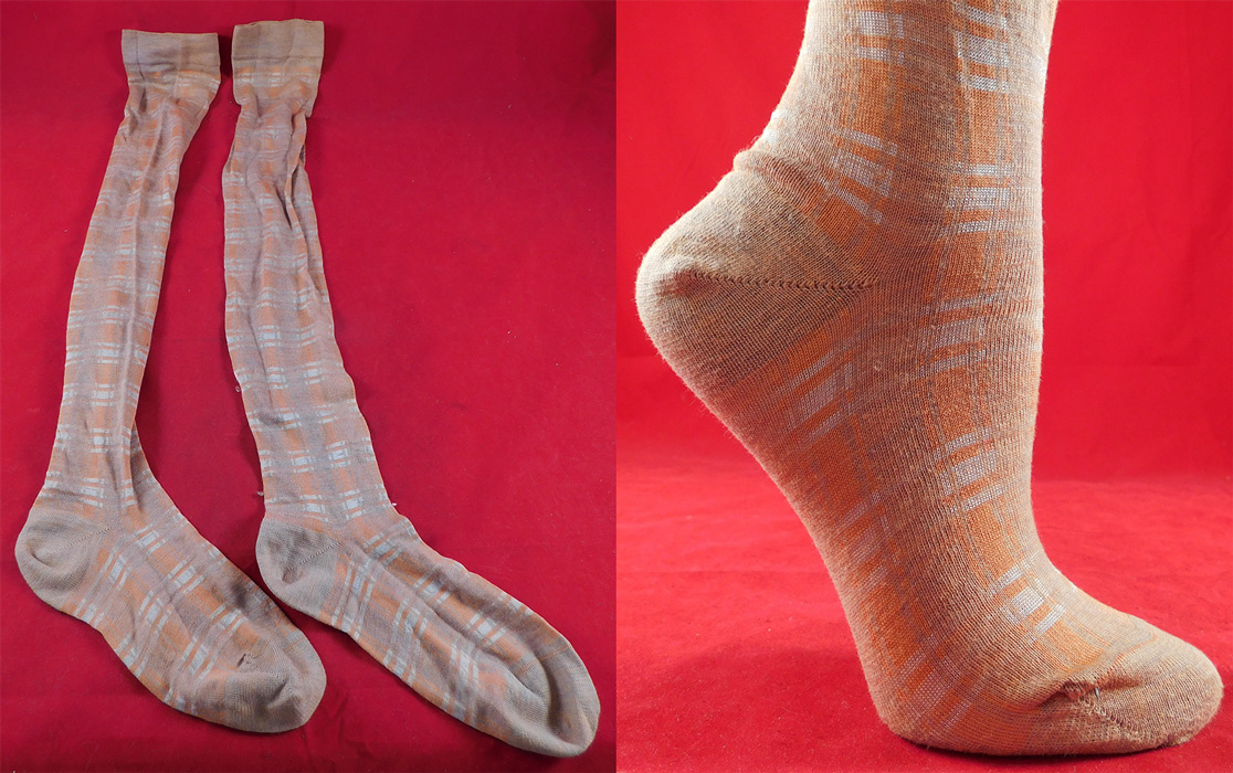Victorian Wool Peach Beige White Check Plaid Pattern Thigh High Stockings Socks
These ladies lovely long thigh high stocking socks have a solid beige brown ribbed band top, capped toes and heels. They measure 28 inches long from the thigh top to toe bottom, with a 9 1/2 inch long foot from toe to heel. 