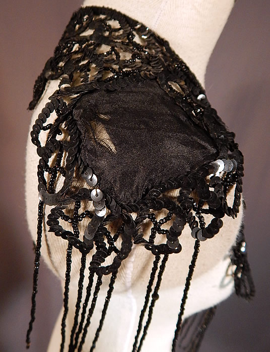 Victorian Black Silk Sequin Jet Beaded Fringe Shawl Collar Dress Trim
This is truly a wonderful piece of antique Victoriana beaded wearable art! 