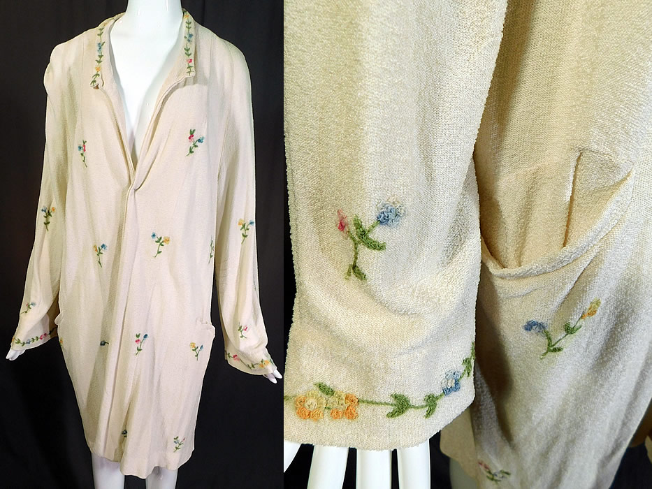 Vintage Slender Knit Sportswear NY Floral Embroidered Cardigan Sweater
It is made of a white silk jersey knitwear with colorful pastel embroidered floral vine leaf designs. 