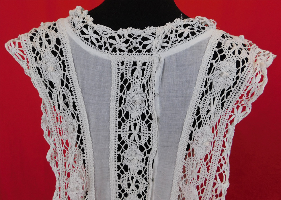 Edwardian White Cotton Batiste Cluny Torchon Bobbin Lace Tabard Tunic Top Dress
It is in excellent condition. This is truly a wonderful piece of wearable art! 

Clothing 





Shoes 





Hats 





Accessories





Textiles 





