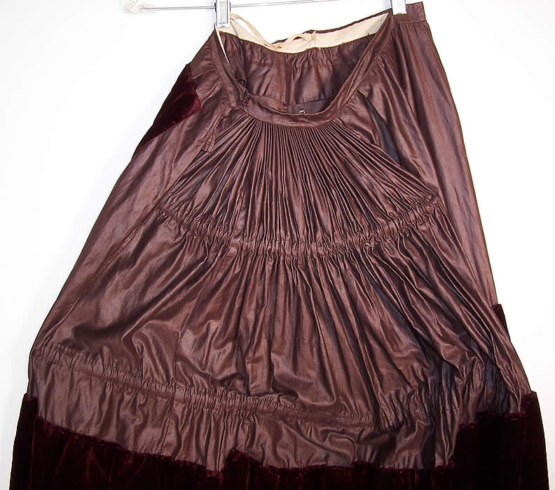 Victorian Burgundy Wool Velvet Bustle Skirt Bodice Jacket Visiting Gown Dress back Close up.