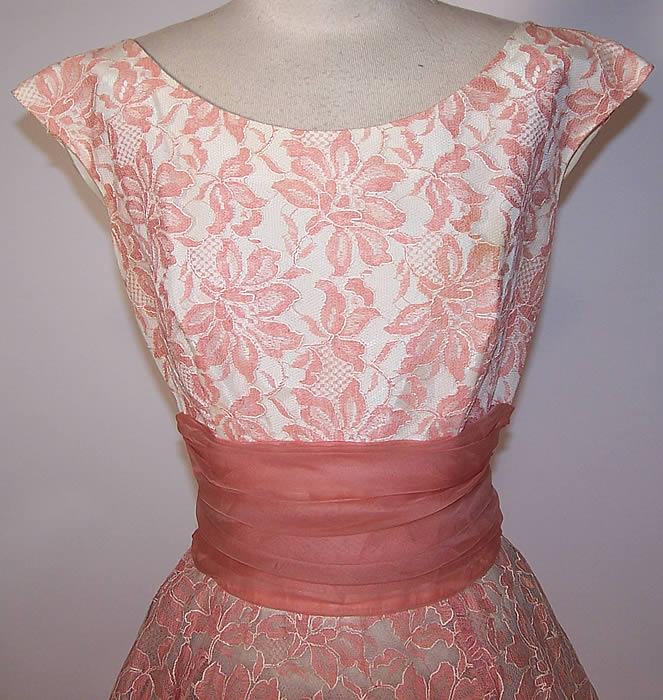 Vintage Pink & White Tulle Net Lace Circle Skirt Dress Formal close up