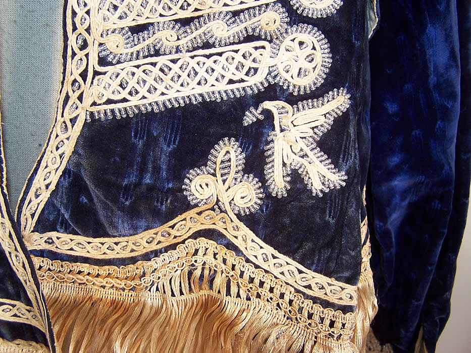 Antique Spanish Conquistador Bolivian Milkmaids Folk Costume Velvet Beaded Jacket very close up