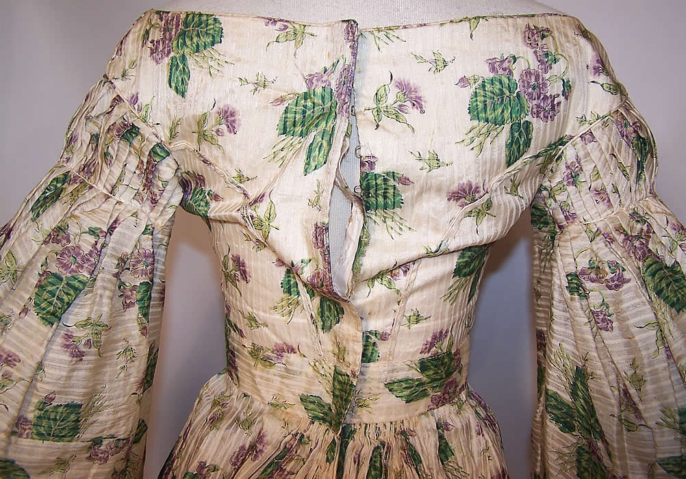 Antique Georgian Regency Violet Flower Print Silk Gigot Sleeve Gown Dress 