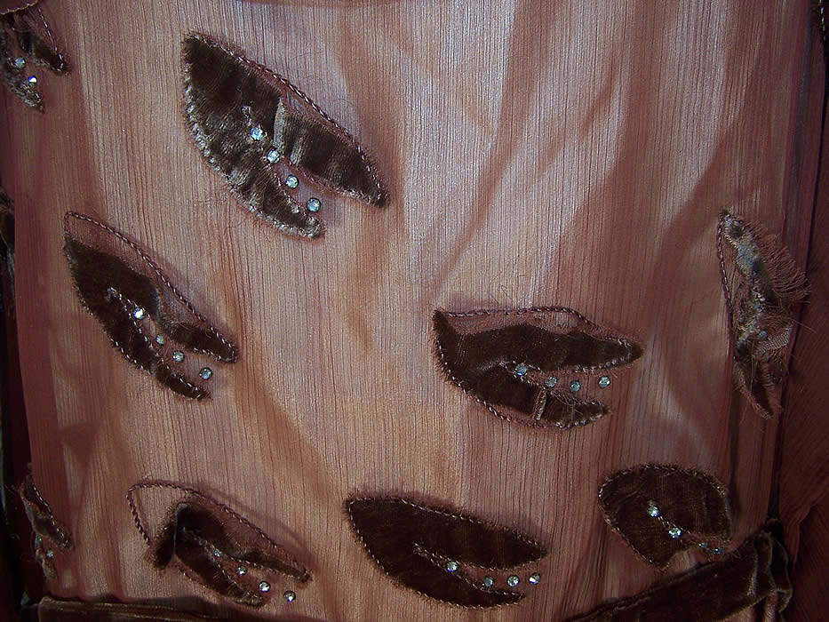 Vintage Brown Silk Chiffon Velvet Beaded Leaf Drop Waist Flapper Dress close up