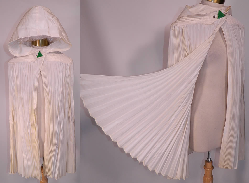 Vintage Art Deco White Pleated Taffeta Hooded Opera Cloak Cape