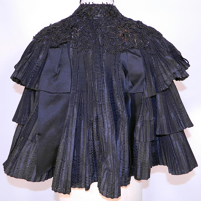 Victorian Black Silk Accordion Pleated Jet Beaded Evening Cloak Cape 