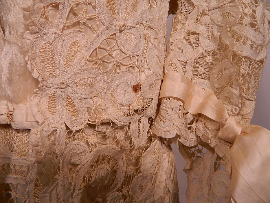 Edwardian Antique Battenburg Crochet Tape Lace Wedding Gown Dress. It is in good condition, but has not been cleaned, with a few faint small age spot stains. This is truly an extraordinary piece of wearable wedding bridal antique lace art! 