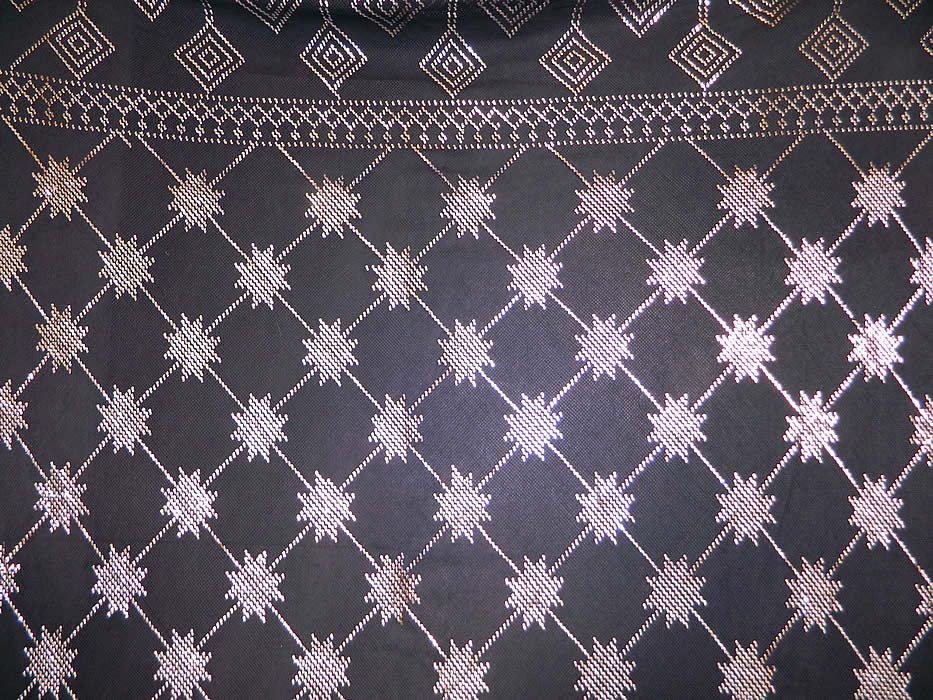 Vintage Art Deco Egyptian Assuit Black Net Silver Shawl Scarf Large Size. These shawls are also known as Tulle-bi-telli, Assuit, Asyut, Assyut, Assiut. Tulle-bi-telli translates roughly as "net with metal". The shawls were made popular during the 1920s with the discovery of King Tut's tomb and were made in Assiut, Egypt. This beautiful belly dancing shawl style scarf wrap is the largest size I have seen measuring at 105 inches long and 50 inches wide. 