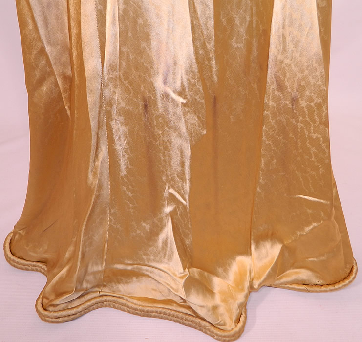 Vintage Hollywood Glam Gold Silk Satin Sexy Bias Cut Dress Evening Gown
It is in good condition, but has not been cleaned and has some soiling faint black grease marks along the bottom skirt (see close-up). This is truly a rare and wonderful piece of quality custom made wearable art! 