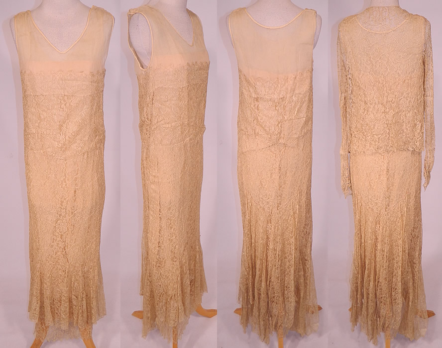 Vintage Cream Silk Lace Lined Long Bias Cut Dress & Jacket.
This beautiful bias cut dress has a long floor length layered tiered skirt, sleeveless and is fully lined. The dress measures 52 inches long, with 34 inch hips, a 32 inch waist and 34 inch bust.