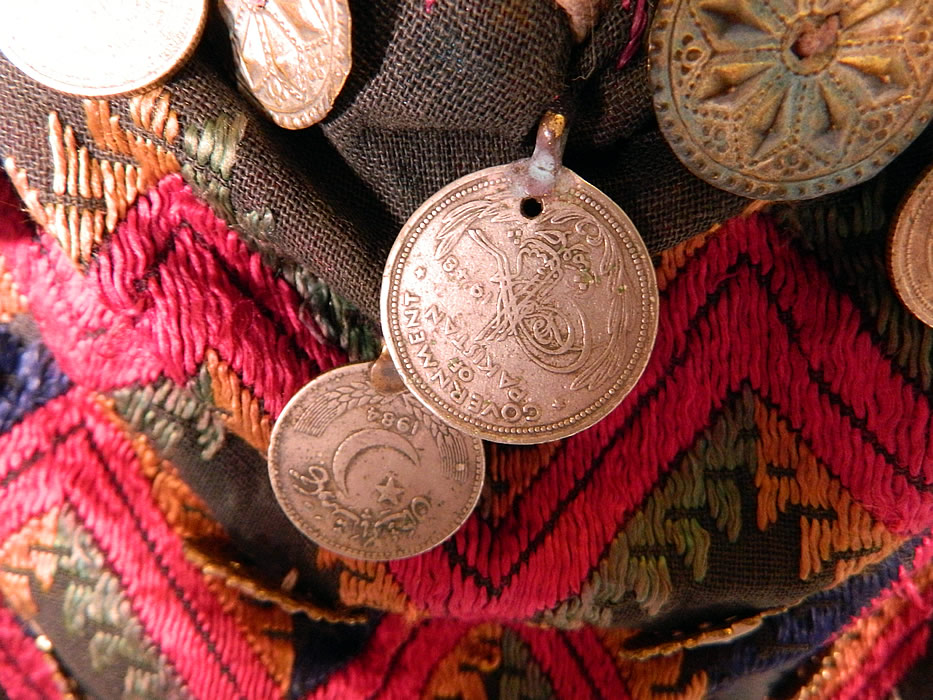 Swat Valley Pakistan Coin Beaded Embroidered Ethnic Tribal Bib Front Fabric Top
It comes from the Swat Valley region and Kohistan district of Pakistan and Nuristan Afghanistan areas. 
