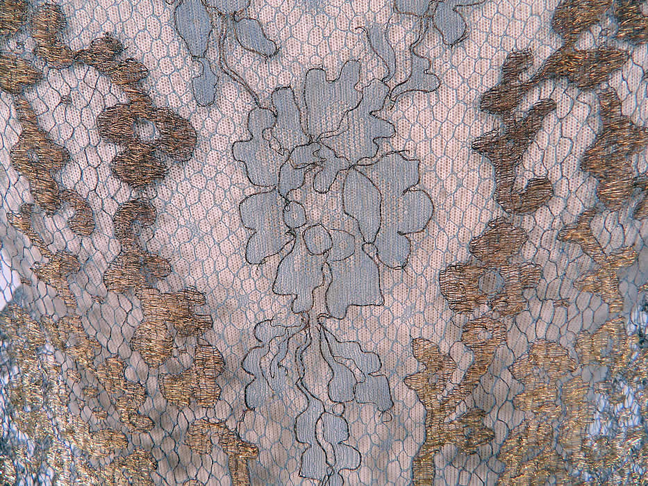Art Deco Blue Net Gold Lamé Lame Lace Handkerchief Skirt Drop Waist Flapper Dress
The dress measures 46 inches long, with 8 inch longer sides, 40 inch hips, a 36 inch waist and 36 inch bust. It is in excellent condition. This is truly a rare blue color and wonderful piece of Art Deco wearable textile art! 