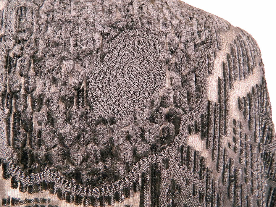 Vintage Art Deco Black Floral Burnout Voided Velvet Silk Drop Waist Flapper Dress
The dress is a large size measuring 47 inches long, with 48 inch hips, a 48 inch waist and 48 inch bust. It is in excellent condition. This is truly a wonderful piece of wearable Art Deco textile art! 