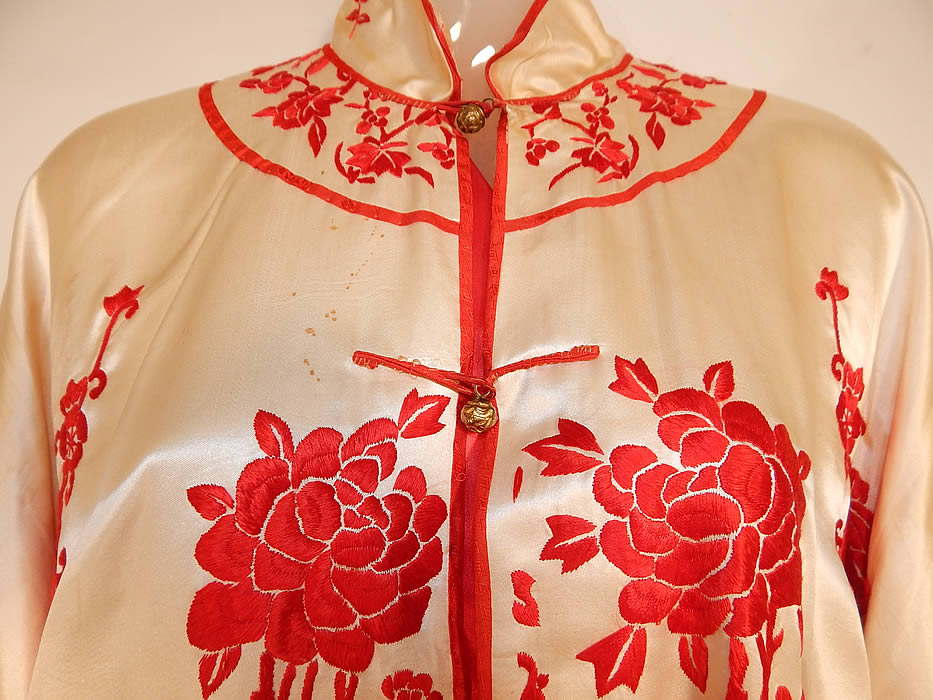 Vintage Red & White Silk Embroidered Chinese Butterfly Peony Pajamas Pants Robe
The robe measures 41 inches long, with 46 inch hips, a 46 inch waist and 44 inch bust. There are matching embroidered loose fitting pants, with wide flared pant leg cuffs, a V front top and elastic back waistband. 