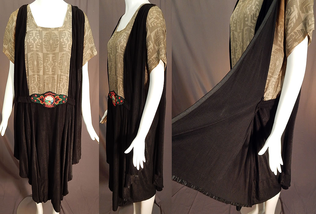 Vintage Art Deco Silk Print Top Black Jersey Knit Pinafore Dress & Beaded Belt
It is made of a grayish brown taupe color silk fabric top with an abstract Art Deco pixelated geometric design print and a black ribbed textured heavy jersey knit fabric pinafore.
