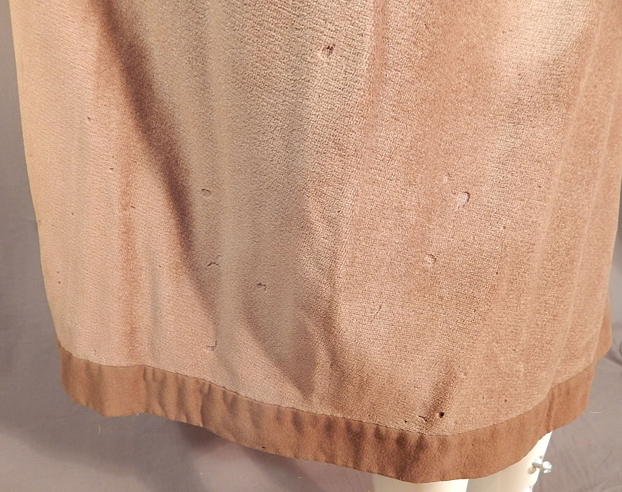 Vintage Art Deco Khaki Brown Mohair Wool Winter Shawl Collar Cloak Cape
It is in fair as-is condition, with several small holes and moth nips scattered throughout the wool mohair fabrics and some fraying along the inside silk lining the neck (see close-ups). This is truly a wonderful piece of Art Deco wearable art!