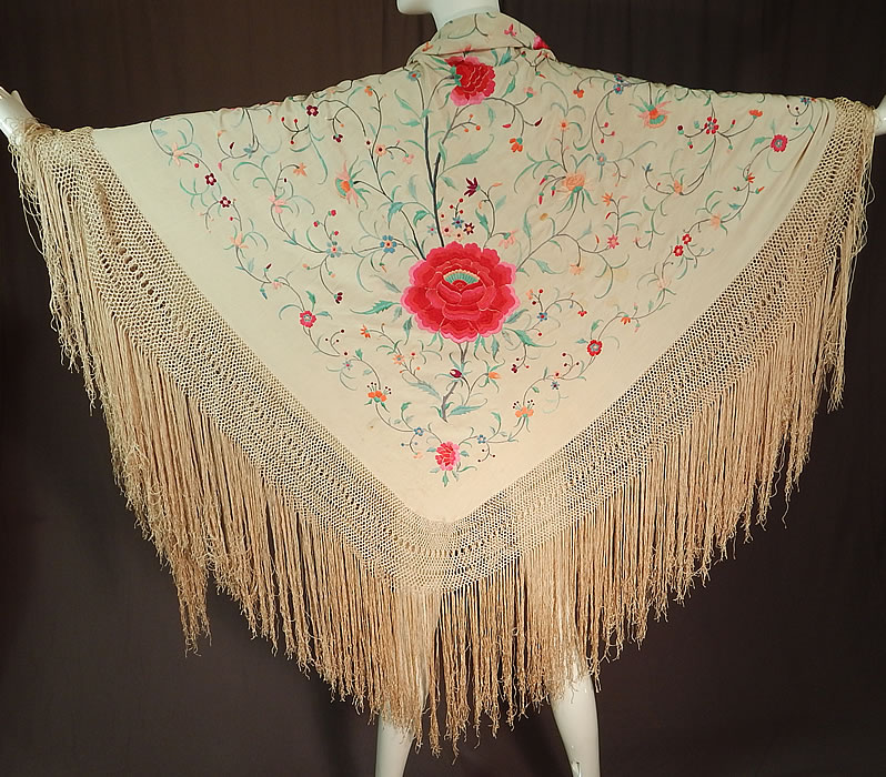 Antique Cream Silk Pastel Embroidered Pink Floral Roses Canton Piano Shawl
It is made of an off white cream color silk fabric background, with colorful pastel silk raised padded satin stitch hand embroidery work.