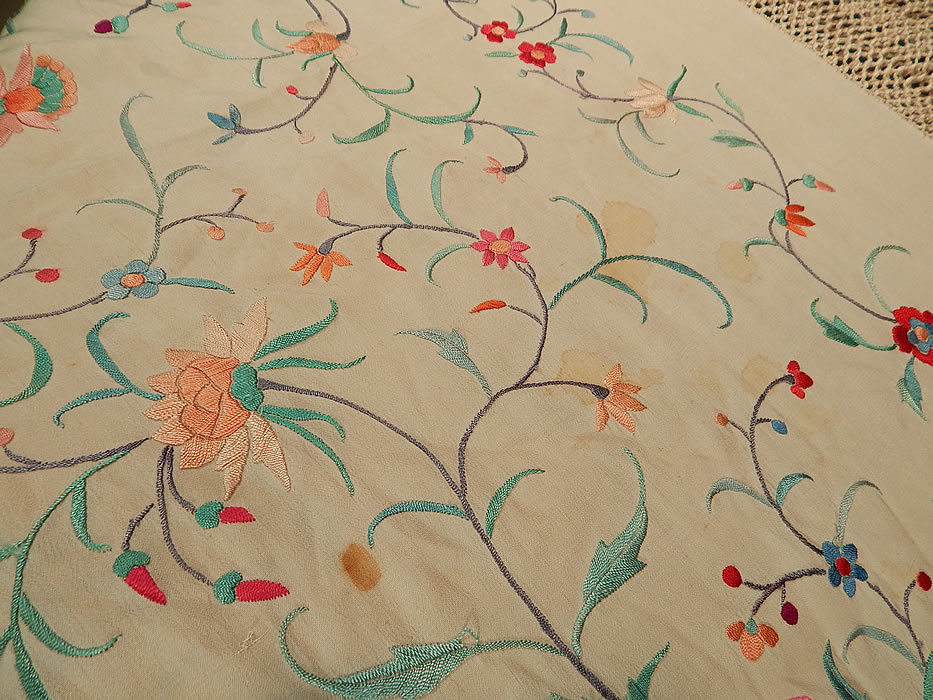 Antique Cream Silk Pastel Embroidered Pink Floral Roses Canton Piano Shawl
This quality made Manton Canton Chinese Cantonese style Spanish Flamenco shawl is in good as-is condition, but has not been cleaned, with several small stains scattered in areas (see close-up). This is truly a wonderful piece of wearable embroidered textile art!
