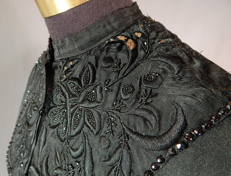 Victorian Black Silk Embroidered Jet Beaded Bodice Coat Jacket
The top measures 19 inches long, with a 38 inch bust, 30 inch waist, 23 inch long sleeve and 14 inch back. 