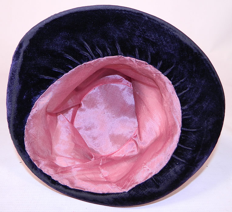 Vintage Periwinkle Silk Velvet Wide Brim Chenille Embroidered Flower Flapper Cloche Hat
This is truly a wonderful piece of wearable Art Deco millinery art! 