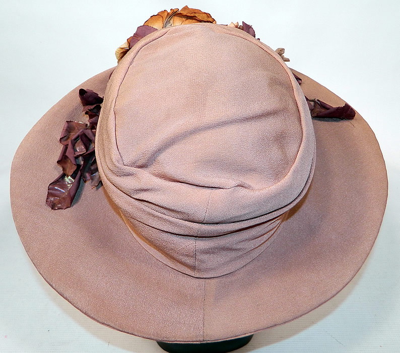 Edwardian Belle Epoque Taupe Silk Autumn Fall Floral Foliage Trim Wide Brim Hat
The hat measures 22 inches inside crown circumference and is 46 inches outside the brim. 