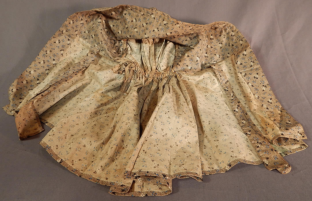 Victorian Calico Cotton Floral Print Long Curtain Sunbonnet Sunhat Workwear Bonnet
This is truly a wonderful piece of antique Victoriana textile wearable art! 
