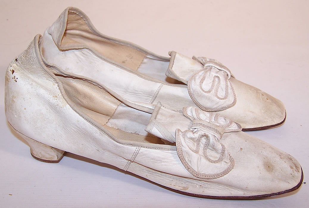 Victorian Wedding White Kid Bow Trim High Back Heel Straight Sole Shoes