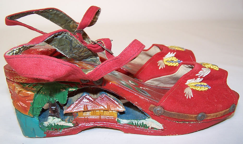 Vintage Philippines Hand Painted Carved Wooden Wedge Sandal Shoes