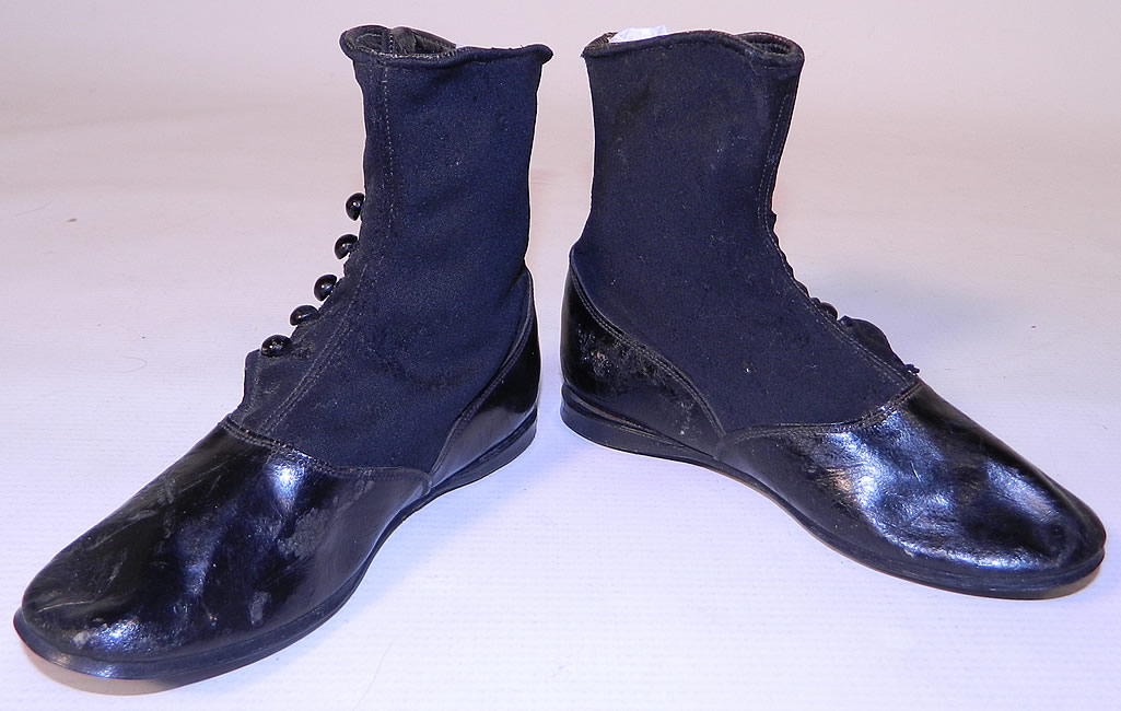 Victorian Black Wool Leather High Button Button Baby Boots Childs Shoes. These charming child's high top button baby boots have been gently worn and are in good condition, with only a few tiny moth nips, frays and scuff marks from storage. 