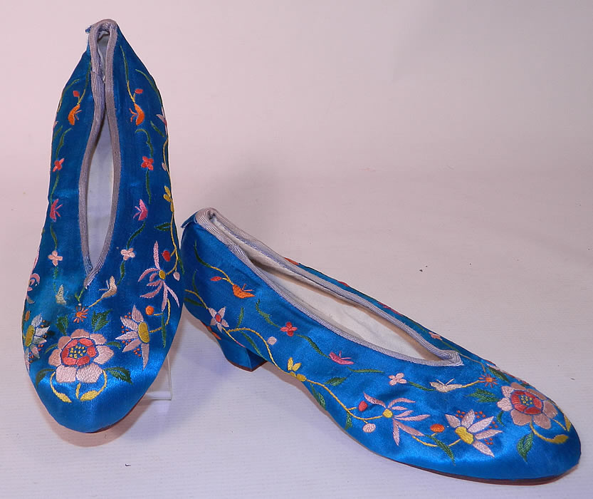 Antique Chinese Royal Blue Silk Embroidered Floral Slipper Shoes