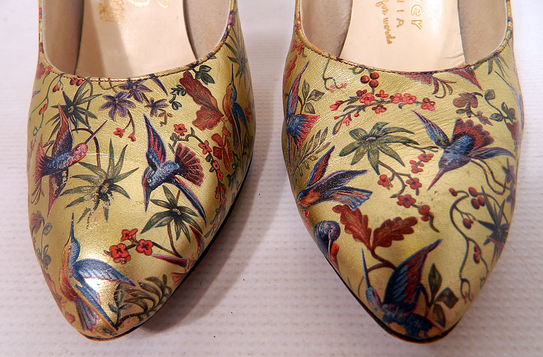 Vintage Galliano Gold Leather Botanical Hummingbird Print Stiletto Heel Shoes. These elegant evening shoes have a pump style, with stiletto high heels. 