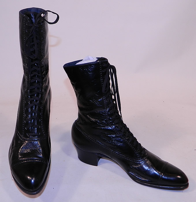 Unworn Victorian Vintage Patrician Label Black Leather High Top Lace-up Boots
They are old store stock, in unworn excellent wearable condition. These are truly a rare and beautiful quality made antique boot!