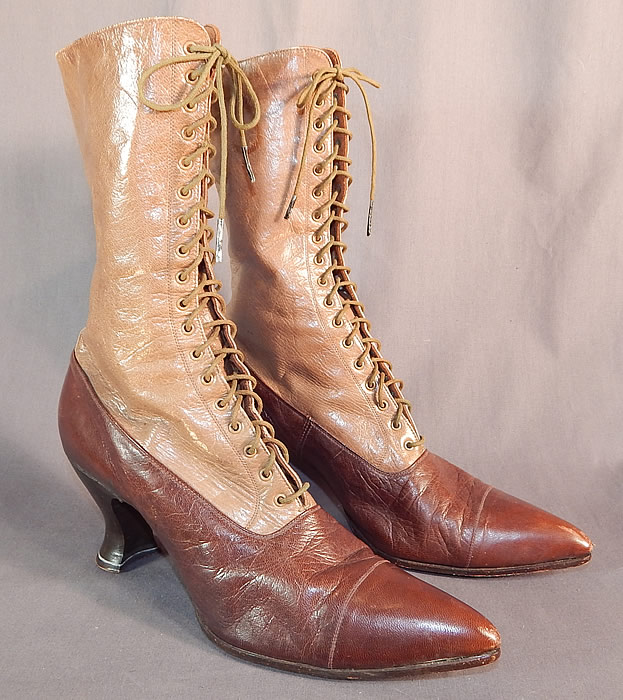 Victorian Antique Brown Two Tone Leather High Top Lace-up Boots Shoes
This pair of antique Victorian era brown two tone leather high top lace-up boots shoes dates from 1900.