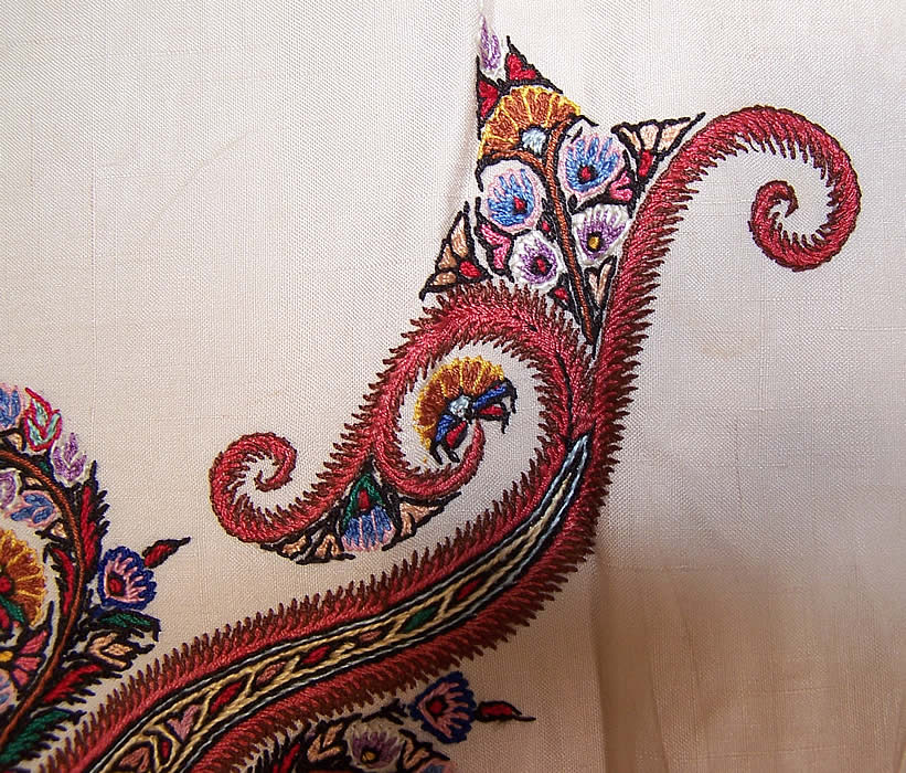 Antique Paisley Silk Hand Embroidered Linen Banquet Tablecloth very close up