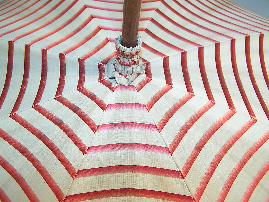 Edwardian Ecru Linen Red Silk Stripe Carved Wood Handle Summer Parasol close up.