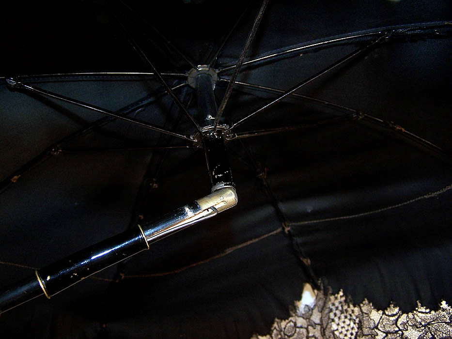 Victorian Civil War Black Silk Lace Ebony Folding Handle Marquis Mourning Parasol